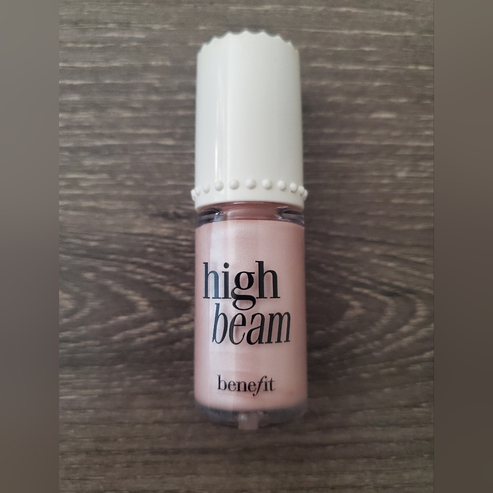 Benefit High Beam